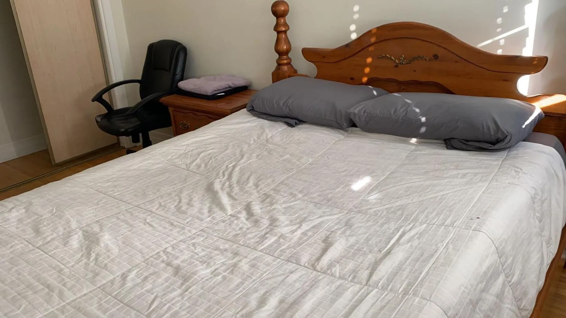 Private Rooms, Free Parking, Full Kitchen, Best Prices In Town- York University Heights Toronto 0*,