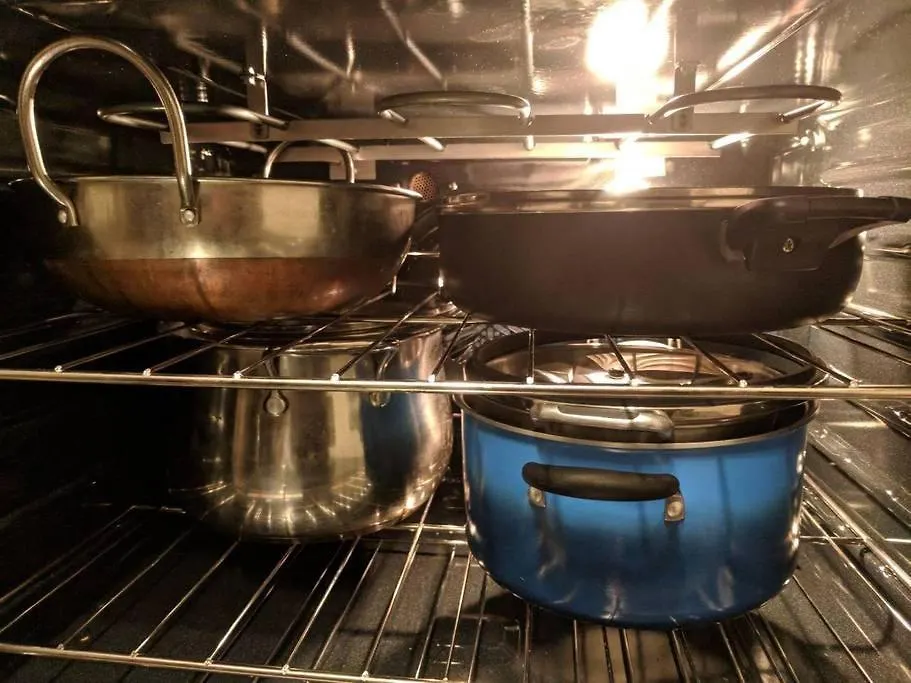 Guest house Private Rooms, Free Parking, Full Kitchen, Best Prices In Town- York University Heights Toronto